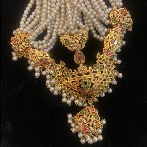 Indian jewellery Jhoomar head piece gold plated artificial